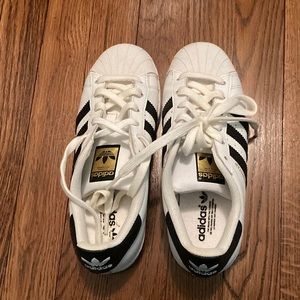 Womens adidas white / black stripes shell toe